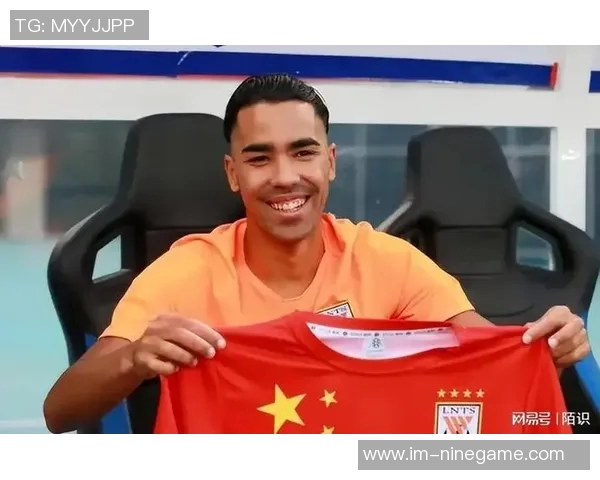 足球报分析泰山惨败申花原因后腰薄弱德尔加多表现令人失望